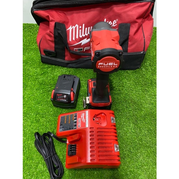 Máy Bulong milwaukee 2960-20