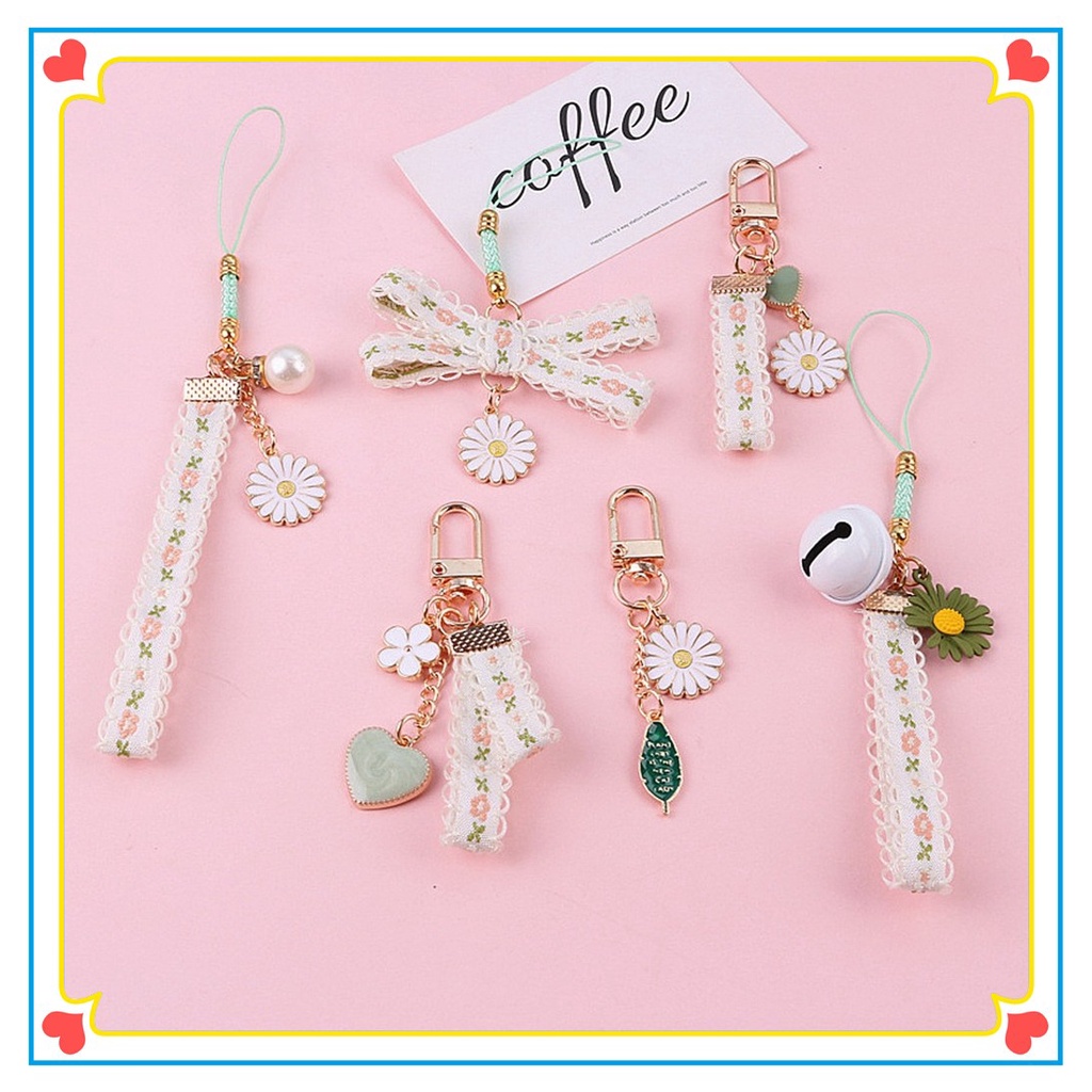 Móc Khóa Hình Hoa Cúc Nhỏ Xinh Xắn Dành Cho Nữ