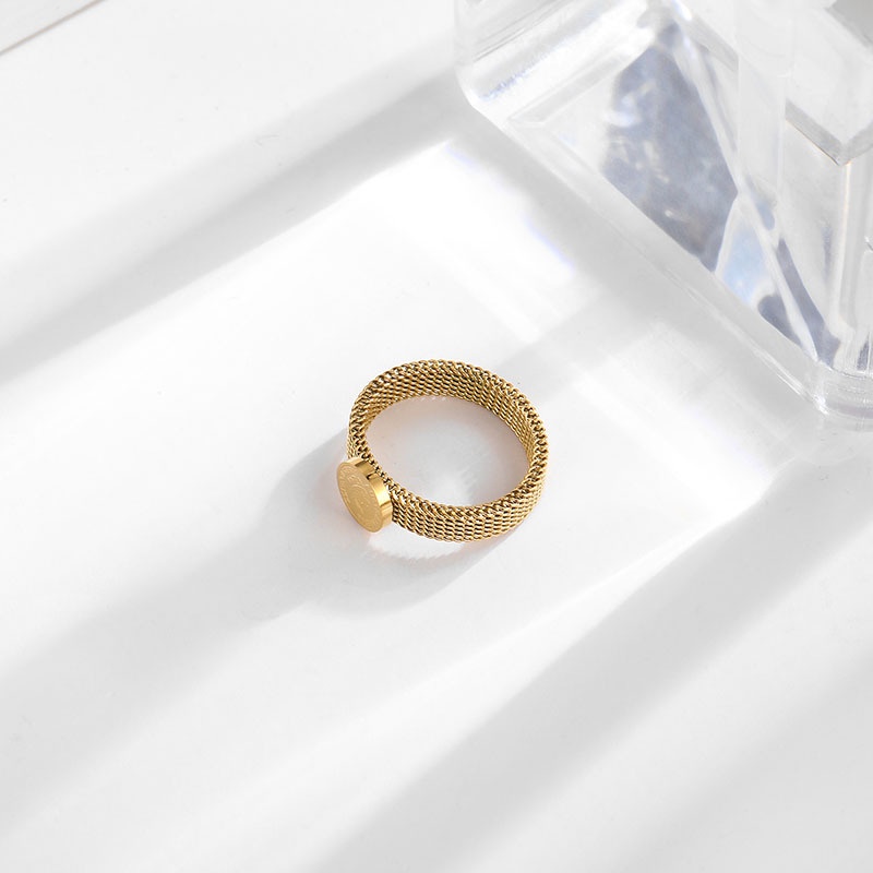 Nhẫn Thép Titan Mạ Vàng 18k Thời Trang Âu Mỹ Cho Nữ