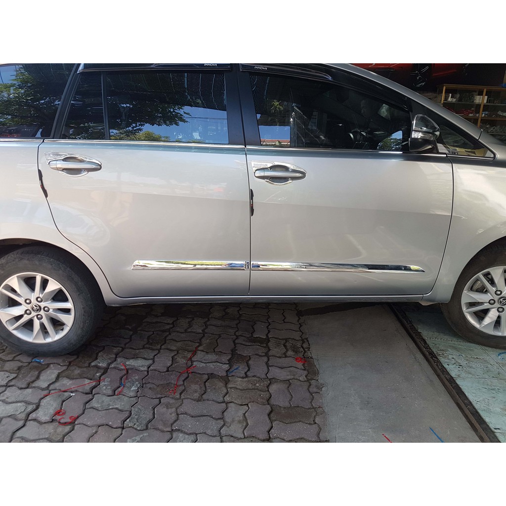 Nẹp sườn Toyota Innova 2017 – 2020 Hàng đẹp