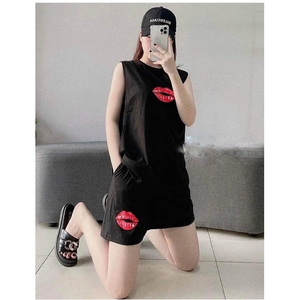 Bộ tanktop môi đỏ TC12