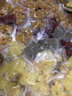 Chân yến rút lông (50gr)