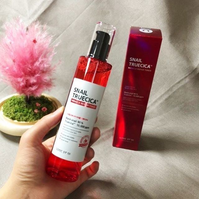 Nước hoa hồng Snail Truecica Miracle Repair Toner 135ml