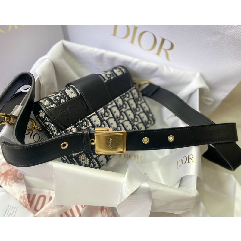 Túi hoạ tiết thổ cẩm christinan dior size 19cm fullbox đẹp xuất sắc