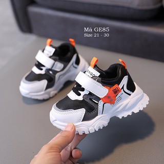 Giày bé trai NHÍM SHOP quai dán tiện dụng trắng đen thời trang cho trẻ em 1 4 5 tuổi chống trơn phong cách Hàn Quốc GE85