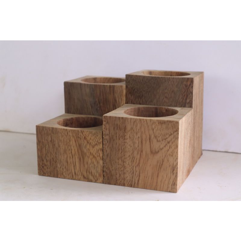 Bộ 4 lọ để bàn cắm bút, trồng sương rồng , sen đá , đế nên vv