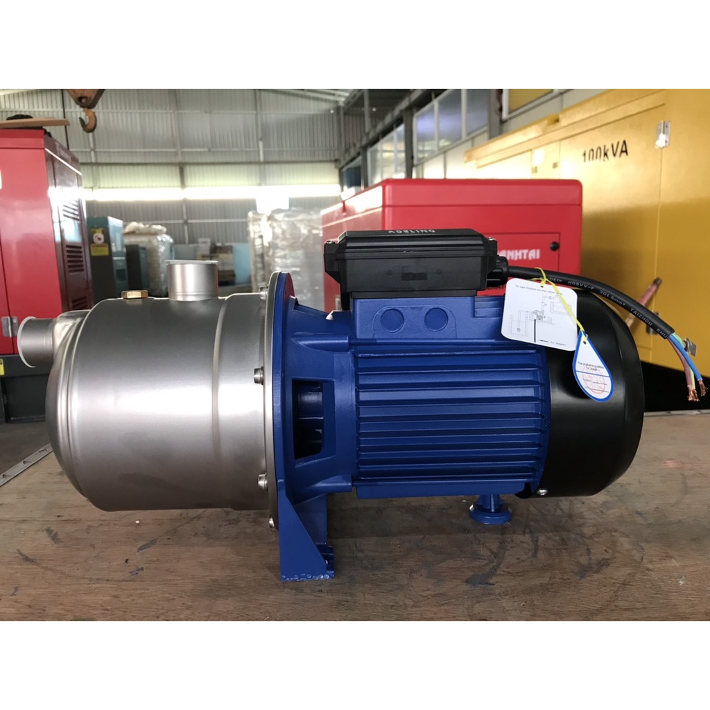 Bơm ly tâm đầu inox 1.1KW - 1.5HP