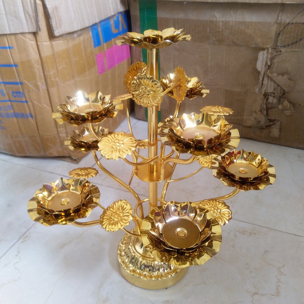 Chân nến thờ cúng ️FREESHIP️ Chân nến hoa sen 9 ngọn 3 tầng cổ điển chất liệu hợp kim mạ vàng cao cm