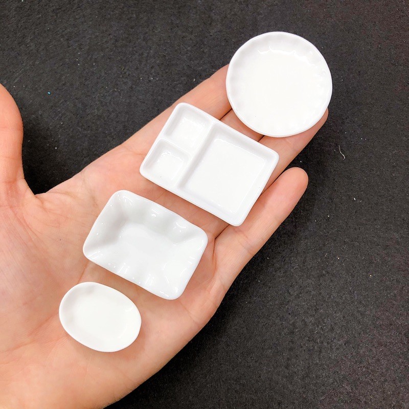 Bát đĩa nhựa đồ chơi