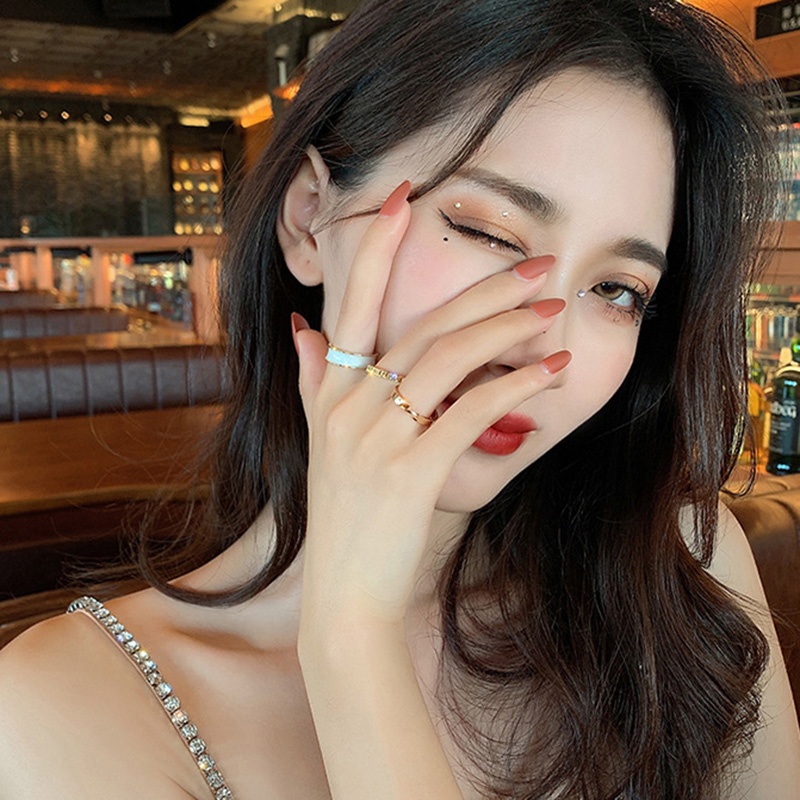 Set 3 Nhẫn Đeo Ngón Tay Kiểu Dáng Đơn Giản Thời Trang Cho Nữ