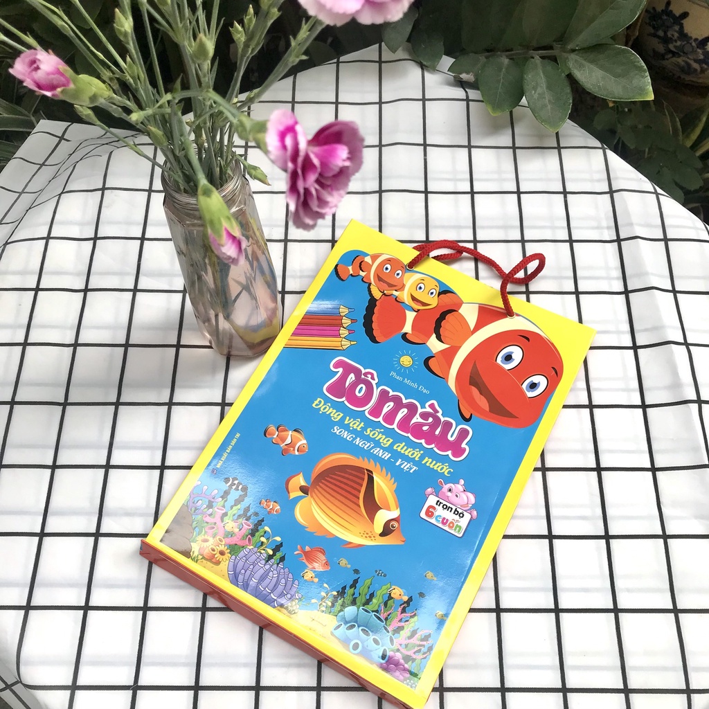 Sách - Túi tô màu động vật dưới nước 6 cuốn (song ngữ Anh - Việt)