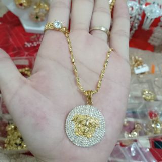 Dây chuyền Versace tặng Nhẫn Hồ Ly