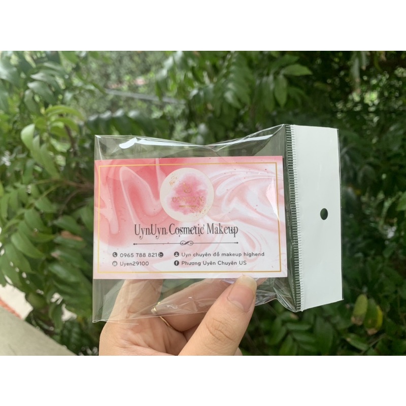 Son dưỡng ysl hoặc dior có màu