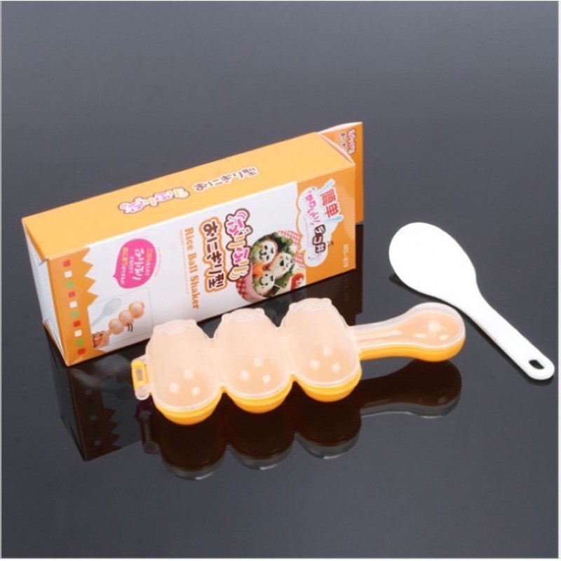 Bộ khuôn lắc cơm tạo hình cơm nắm cho bé ăn dặm kèm thìa