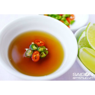 Nước Mắm Cá Cơm Quốc Hương 750ml