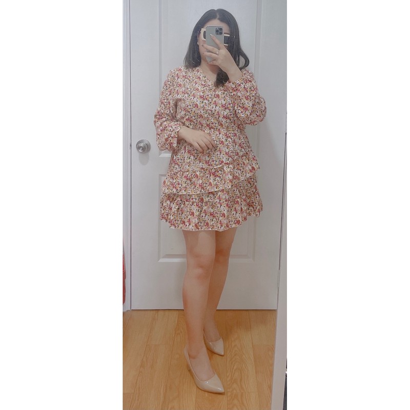 D53 -  Đầm Bigsize hoa tầng tay dài