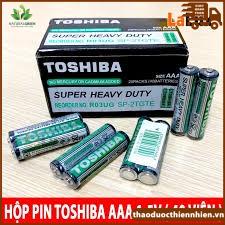 Một đôi pin tiểu Toshiba AA loại 1,5V