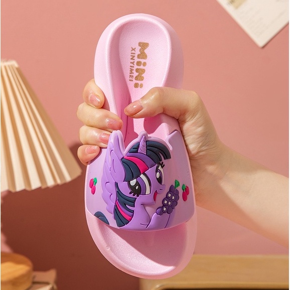 Dép lê bé gái Little Pony, dép quai ngang ngựa Pony tình bạn diệu kỳ cho bé gái 5-8 tuổi Tula Store