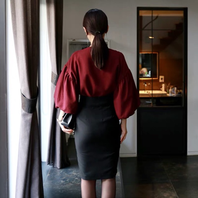 Chân váy body lưng cao xẻ trước | BigBuy360 - bigbuy360.vn