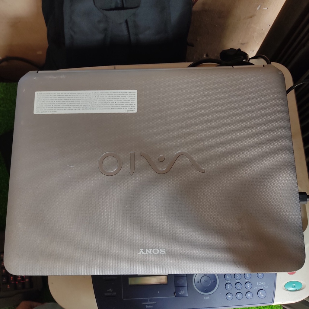 Laptop VGN-NR330E dùng cho học tập, văn phòng, giải trí (Used)