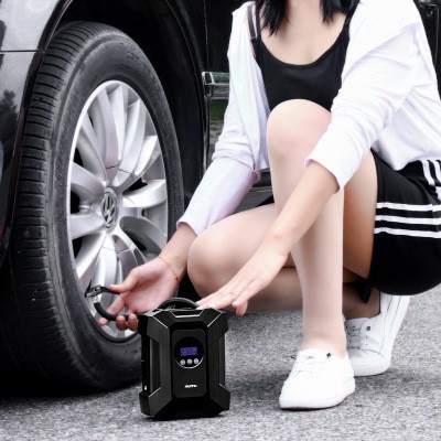 Máy Bơm Lốp Ô Tô Mini Cầm Tay Có Đồng Hồ Điện Tử Tự Ngắt Khi Đủ Hơi - Smarthome GG