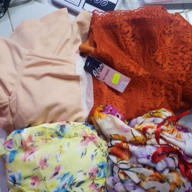 Quần áo livestream
