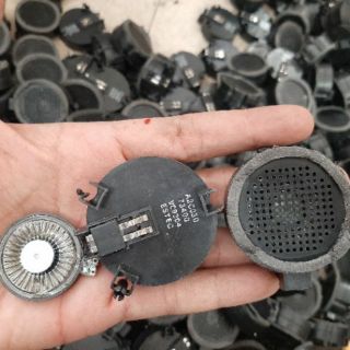 3 Cặp chép từ neo rã từ tivi ra tiếng hay to đường kính khoảng 4.5cm. giá 6 cái