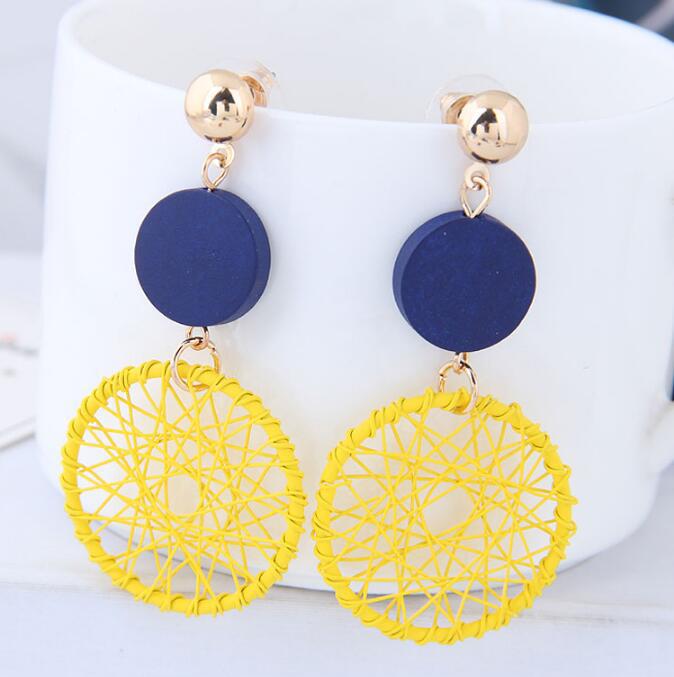 Khuyên Tai Nữ Trang Dáng Tròn Phong Cách Hàn Quốc