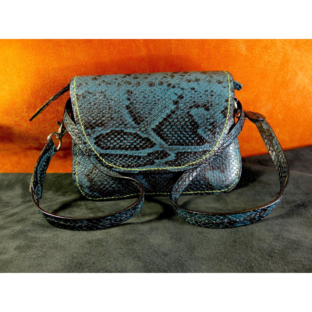 Túi Xách Swanlake Thủ Công Hoàn Toàn, Cam Kết Da Bò Thật 100 % ( Swanlake Lake Bag - Real Leather & Hanmade 100 % ) | BigBuy360 - bigbuy360.vn