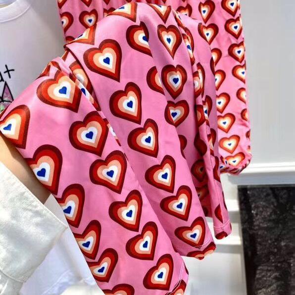 [Bộ Trang Phục Dạo Phố] Quần Dài Ống Loe Ôm Dáng Co Giãn In Hình Trái Tim Màu Hồng