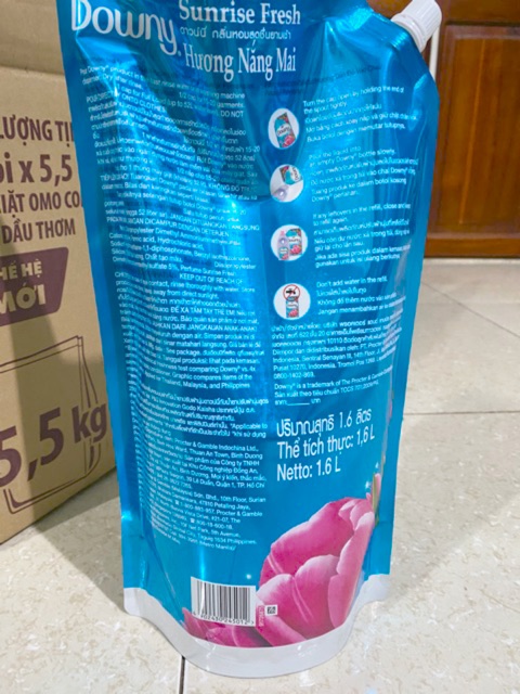 Nước xả vải Downy hương nắng mai túi 1.6 lít