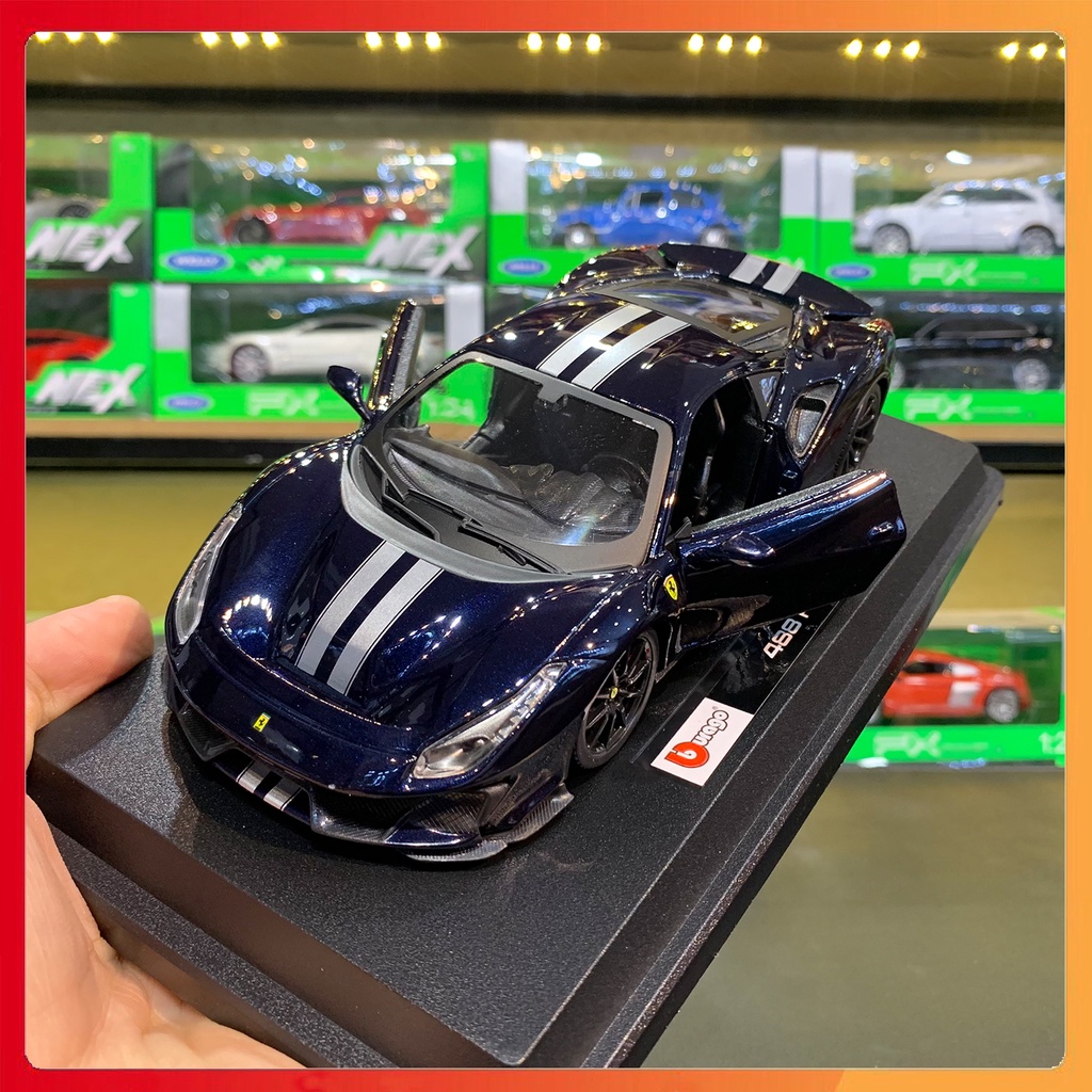 Xe mô hình tĩnh Ferrari 488 Pista tỷ lệ 1:24 màu xanh than hãng Bburago