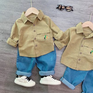 Set cây thông kẻ vàng cho bé trai