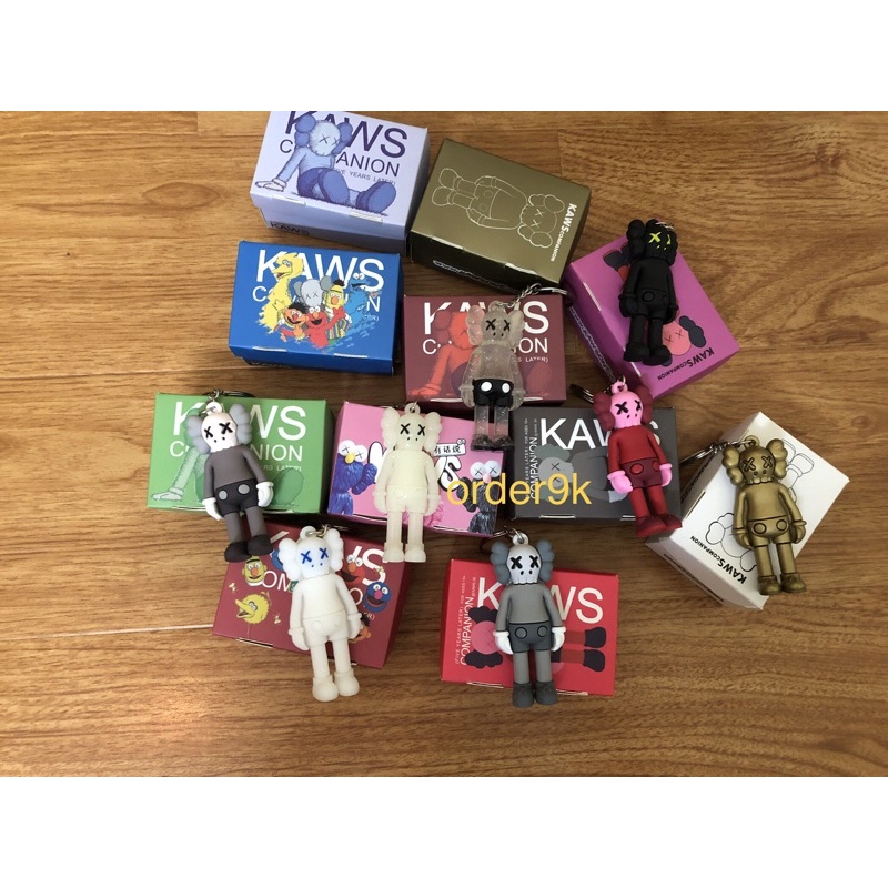 Combo móc khoá kaws