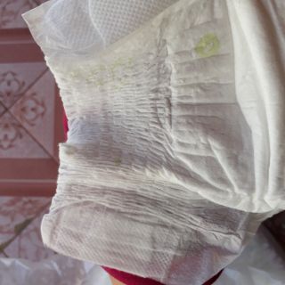Tã dán trần Merries Xtra L36 XL32
