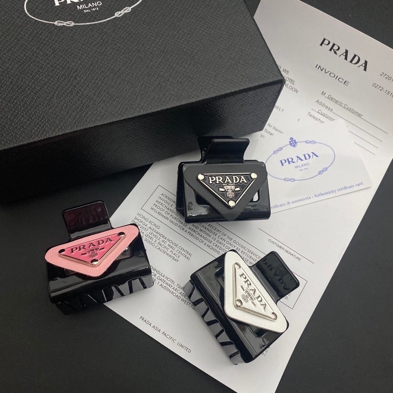 Kẹp Tóc Hình Tam Giác Bằng Nhựa Acrylic Màu Trắng / Đen / Hồng