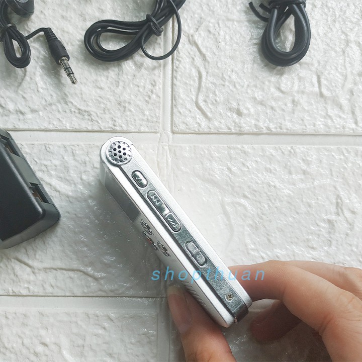 SK-012 8GB - Máy Ghi Âm Cầm Tay