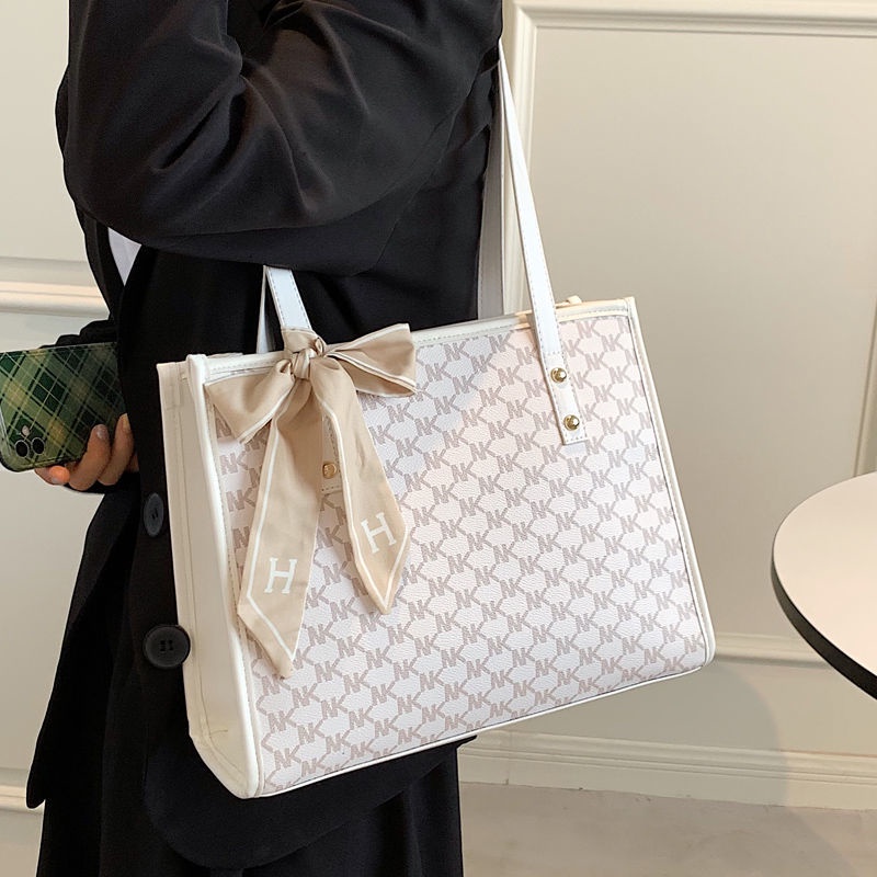 Túi Tote Đeo Vai / Xách Tay Sức Chứa Lớn In Họa Tiết Trái Tim Màu Tím Phong Cách Phương Tây Thời Trang Mùa Hè 2021 Mới