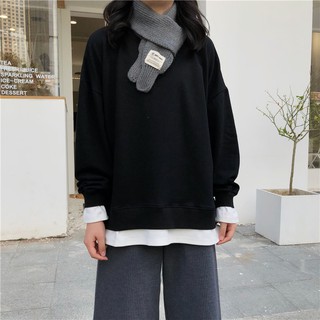 Sweater phối vạt trắng xẻ tà