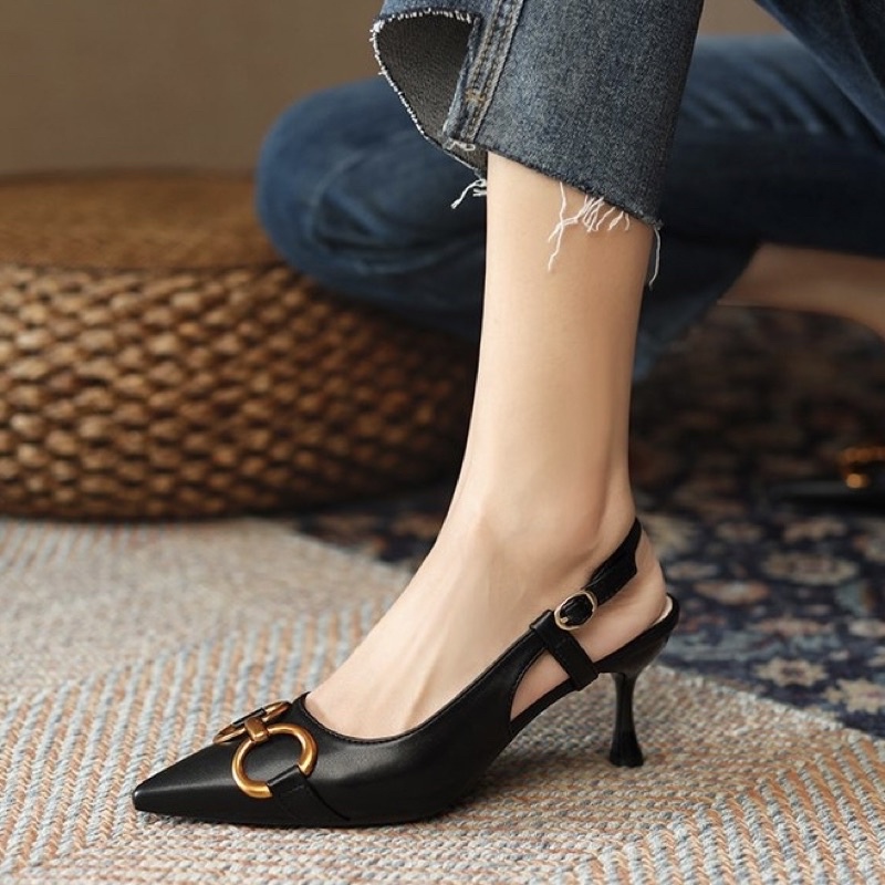 Giày cao gót bít mũi 7p nữ mũi nhọn trắng giày đẹp Shoes Paradise L055 (FORM NHỎ NHÍCH LÊN 1 SIZE )