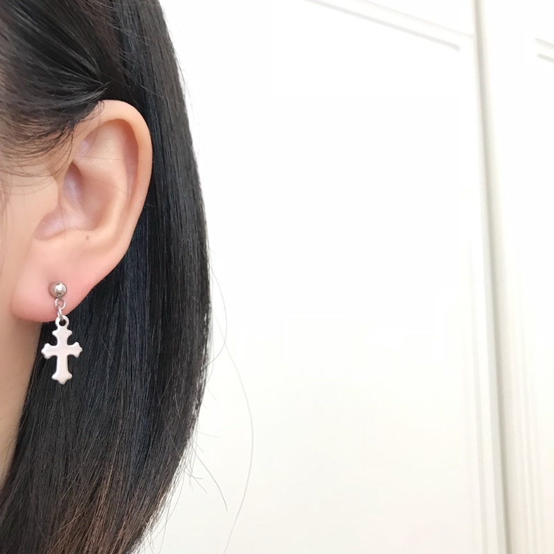 Khuyên tai thánh giá unisex thép không gỉ phong cách retro hình dáng đơn giản thanh lịch