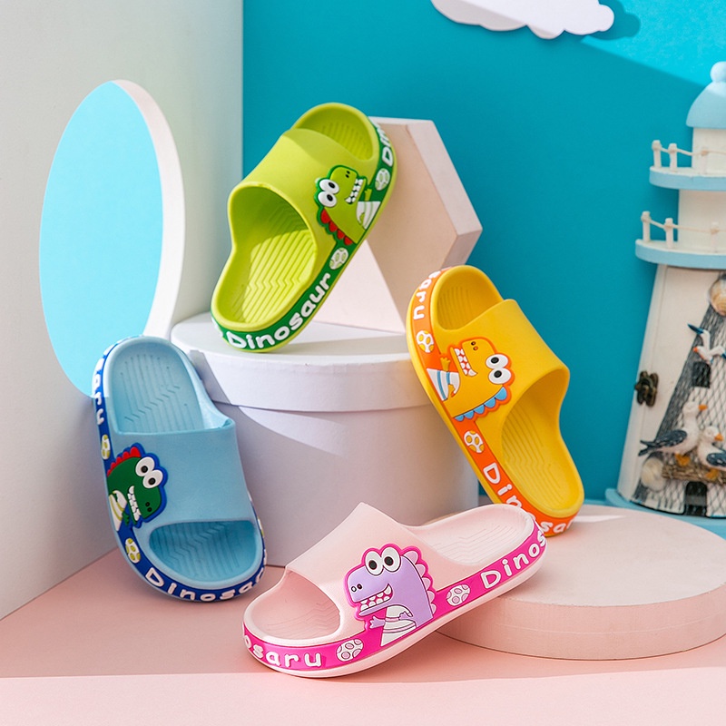 Dép Đi Trong Nhà Đế Mềm Chống Trượt Họa Tiết Hoạt Hình Đáng Yêu Dành Cho Bé SF9325