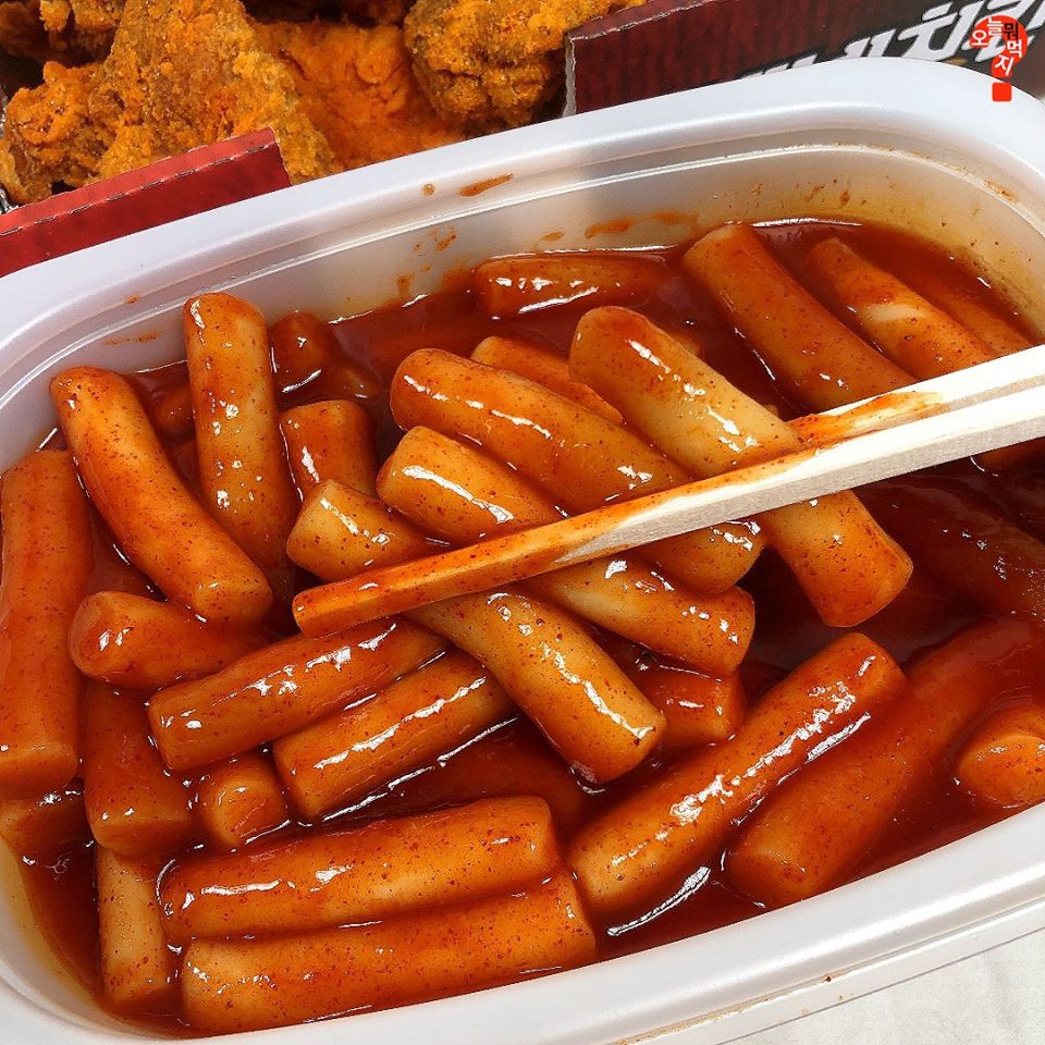 COMBO TOKBOKKI BÁNH GẠO KÈM SỐT VÀ BỘT PHÔ MAI SANNADLE