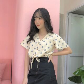 Áo chấm bi