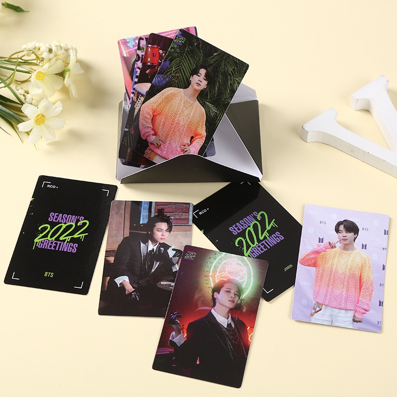 Ảnh thẻ in hình nhóm nhạc BTS 2022