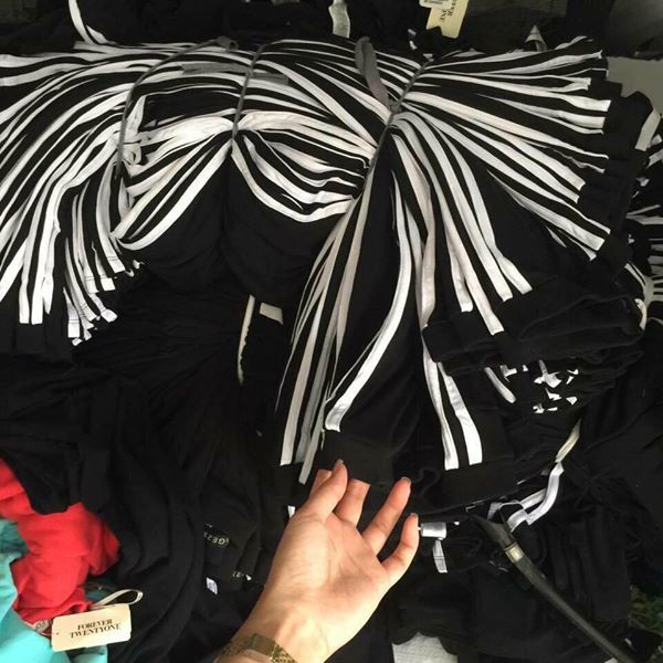 QUẦN LEGGING ĐEN 2 SỌC - AGE2X | BigBuy360 - bigbuy360.vn