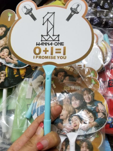 Bút quạt BTS, GOT7, WANNAONE