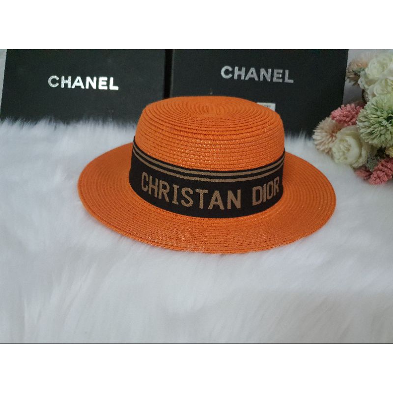 Mũ phớt cói đi biển