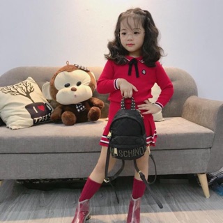 Bo len cho be gai mang di hoc di choi cuc xinh.