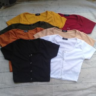 ÁO CROPTOP NÚT BẤM ÔM BODY
